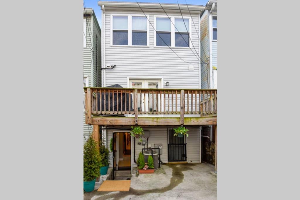 Edgewood Guesthouse Apartment Unit Washington Kültér fotó
